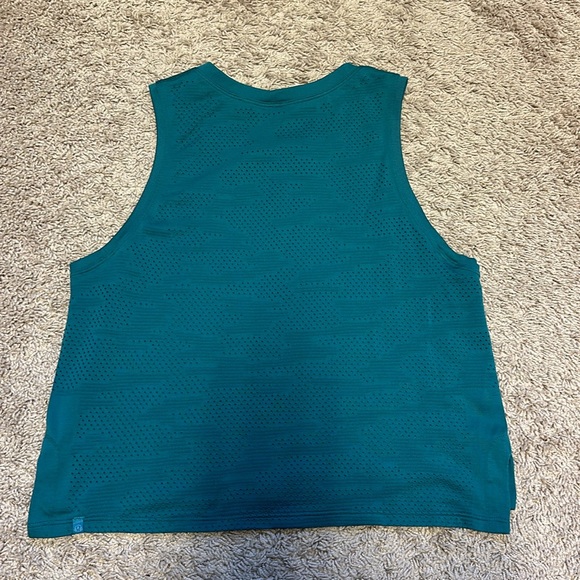 Lululemon Tank - Picture 2 of 3